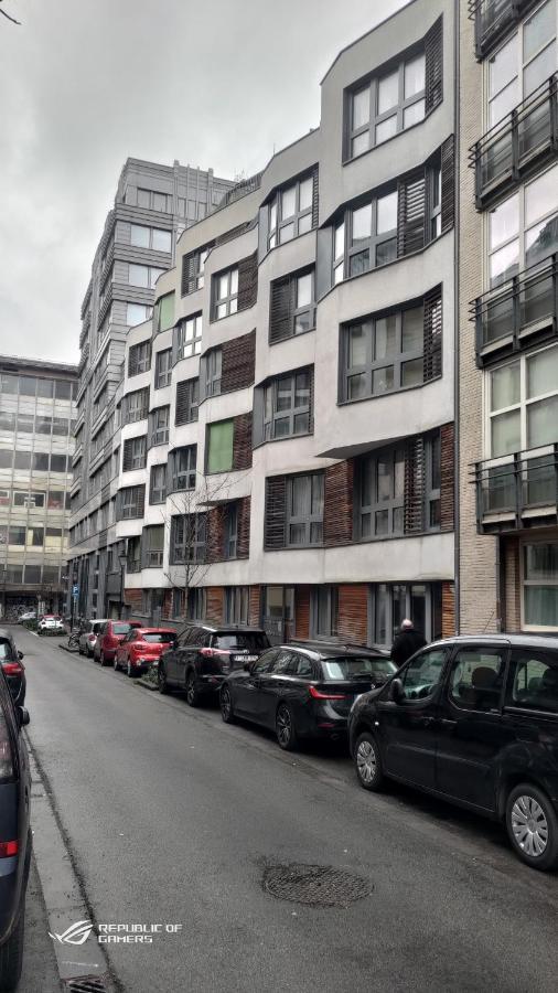 Midi-Suede Appartement Brussel Buitenkant foto
